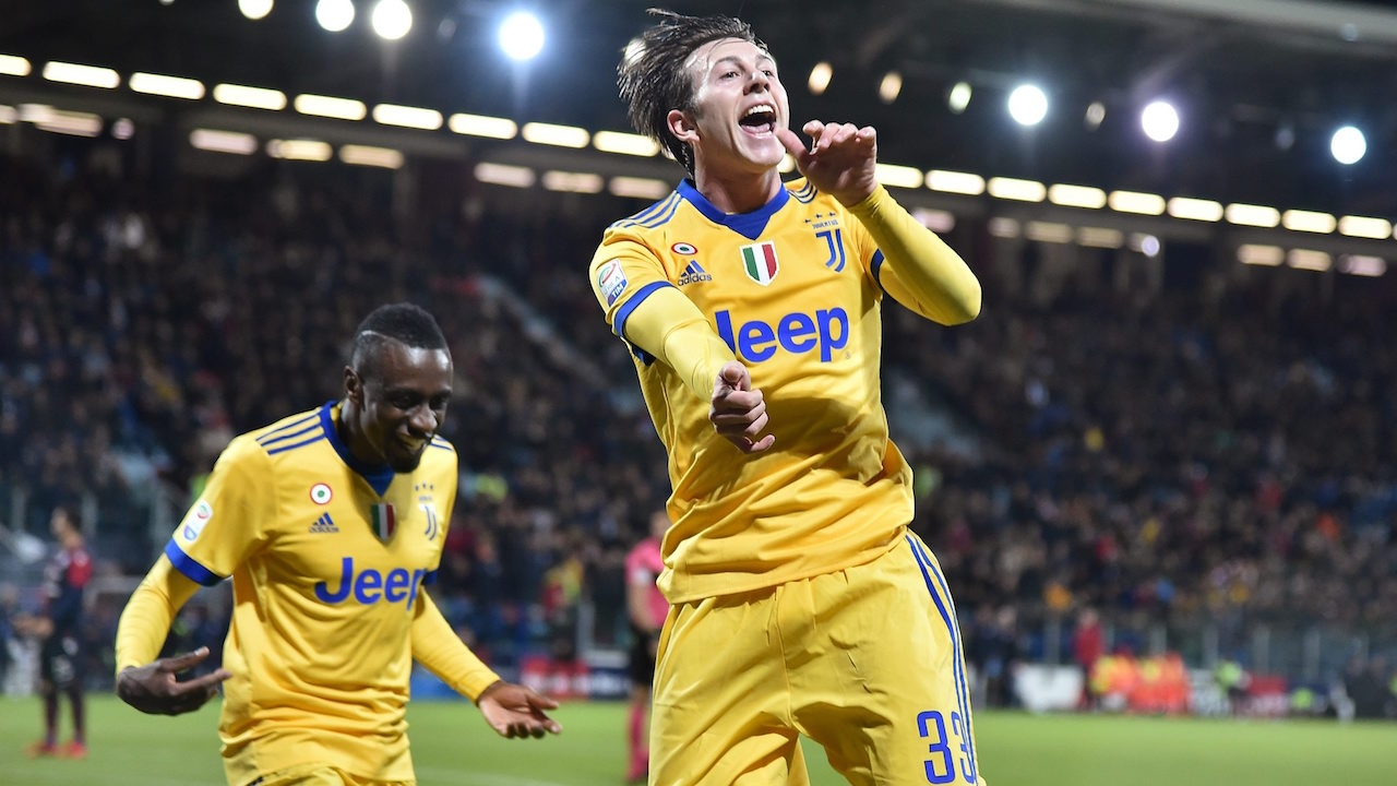 ลูกเดียวเอาอยู่!! ‘ม้าลาย’ ลิ้นห้อยเฉือนชาวเกาะ 1-0 จี้ฝูงแต้มเดียว