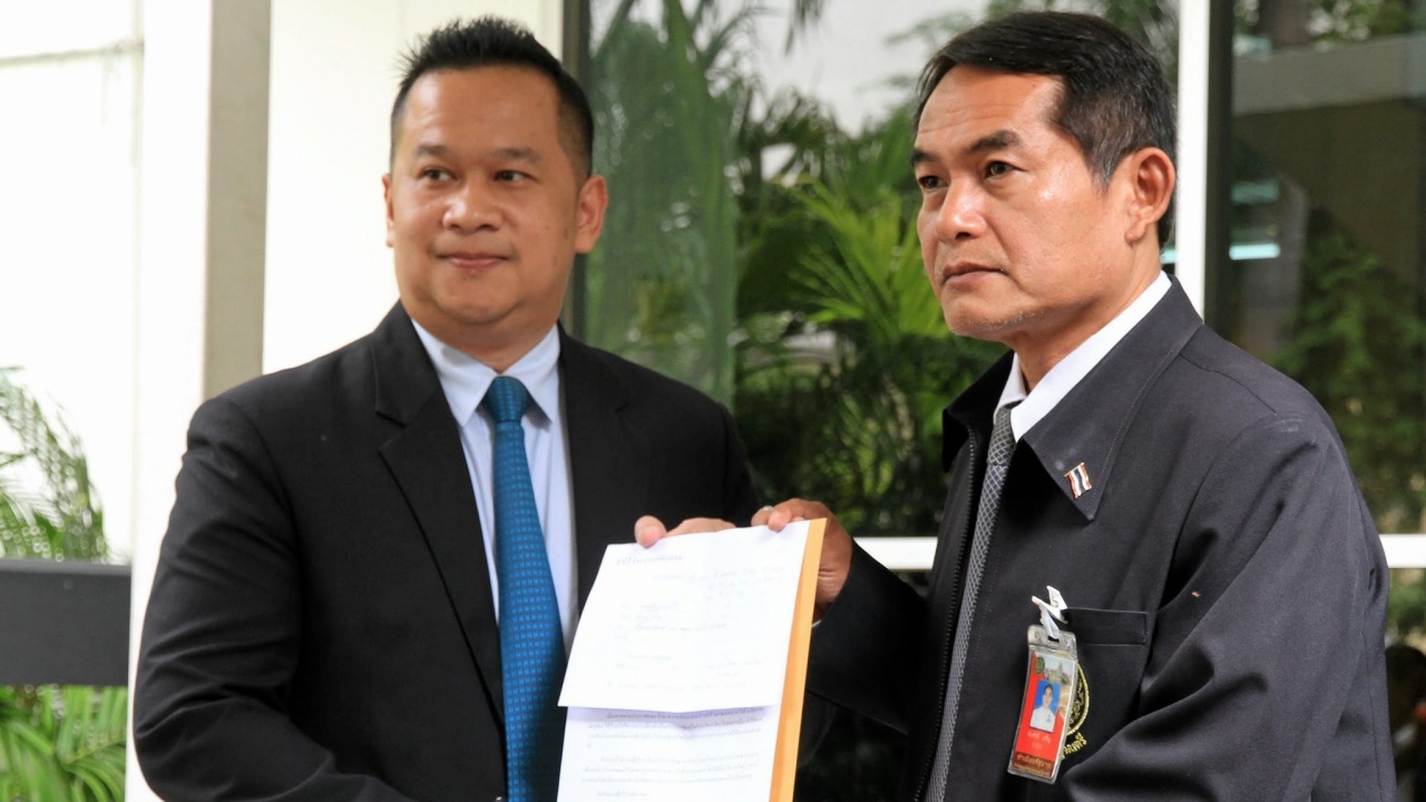 'เพื่อไทย' ตื๊อ คสช.จี้ปล่อยผีพรรคการเมือง เปิดช่องทำกิจกรรม
