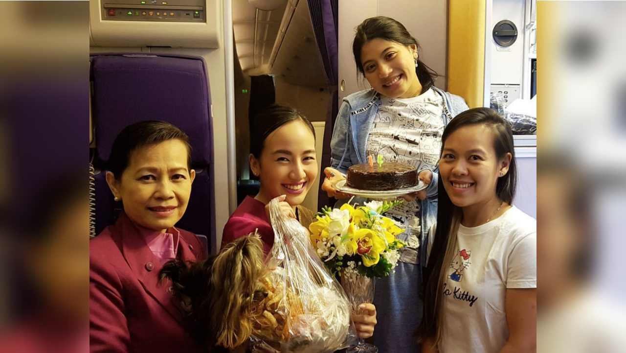 แอร์สาว สุดปลาบปลื้ม เล่าวินาที พระองค์หญิง ทรงเซอร์ไพรส์วันเกิด