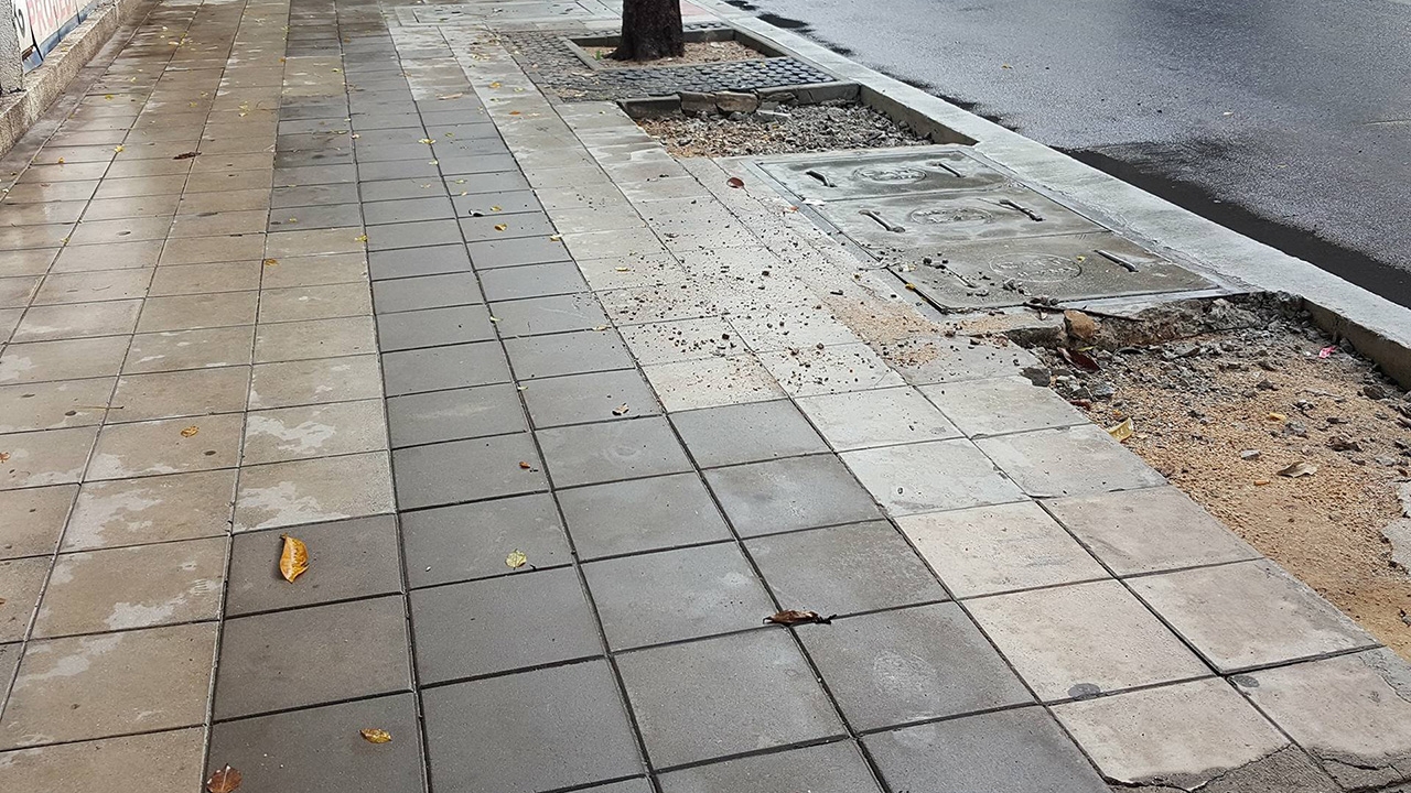 เร่ง​เชิญ​ชวน​เอกชน​ออก​เงิน​ปรับปรุง​ทางเท้า 17 สาย