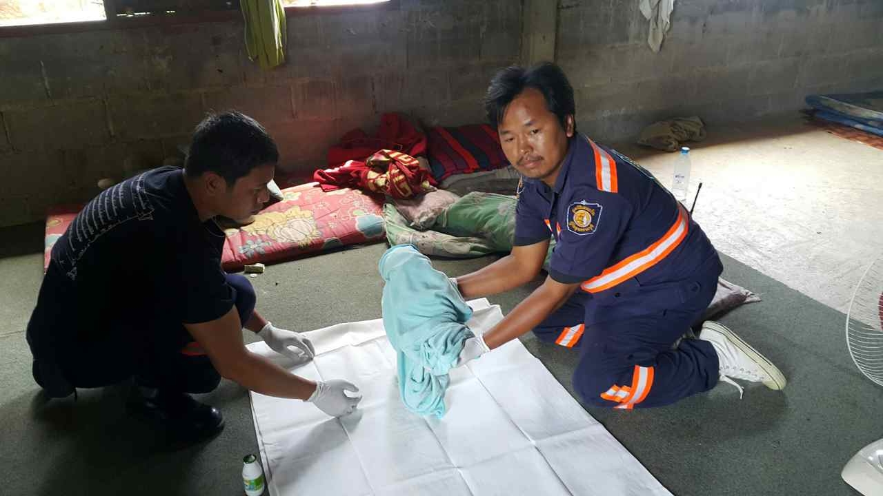 แม่ใกล้คลอดตกเลือด ปวดท้องทรมานอยู่ 2 วัน สุดท้ายลูกไหลดับ คาหว่างขา