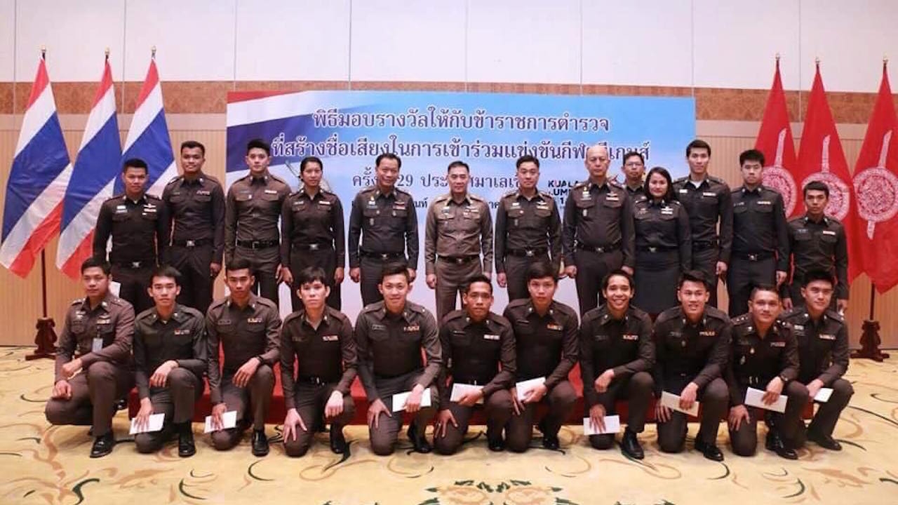 'อาร์ม' นำทัพ 4 แข้งโต๊ะเล็กรับรางวัลตำรวจ หลังสร้างชื่อซีเกมส์