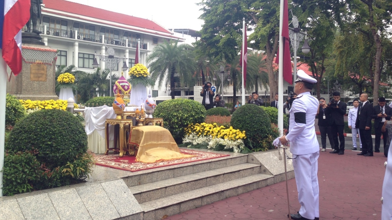 ผบ.ตร.สักการะสิ่งศักดิ์สิทธิ์ วันตำรวจแห่งชาติ เลื่อนเดินสวนสนามไม่มีกำหนด