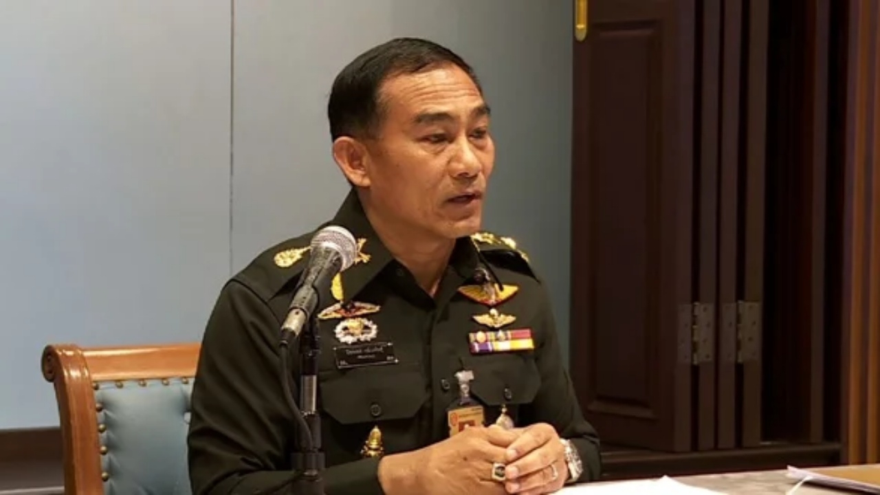 ทบ.สั่งดูแล ปชช.เหยื่อน้ำท่วม เตรียมรับมือฝนถล่มหนัก 17-19 ต.ค.นี้