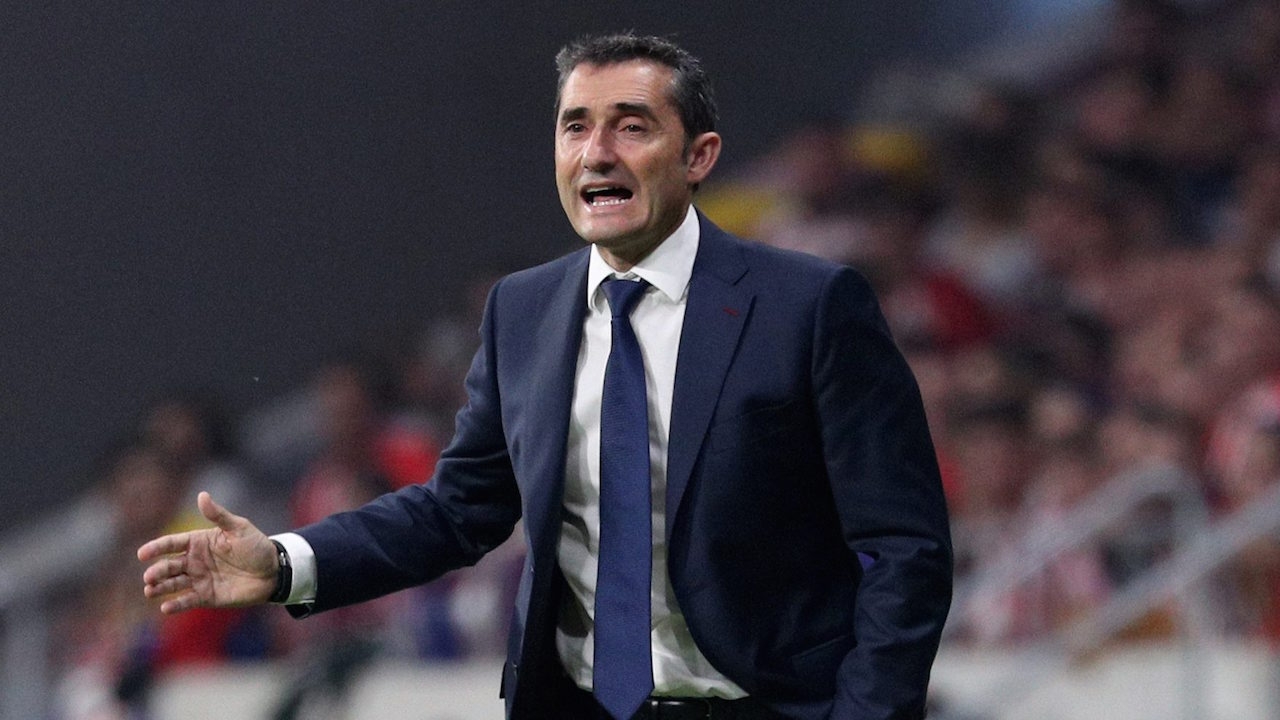 สิงห์ระส่ำ! ‘บาร์ซา’ เคลื่อนยานดูดแข้งสำคัญร่วมทัพ