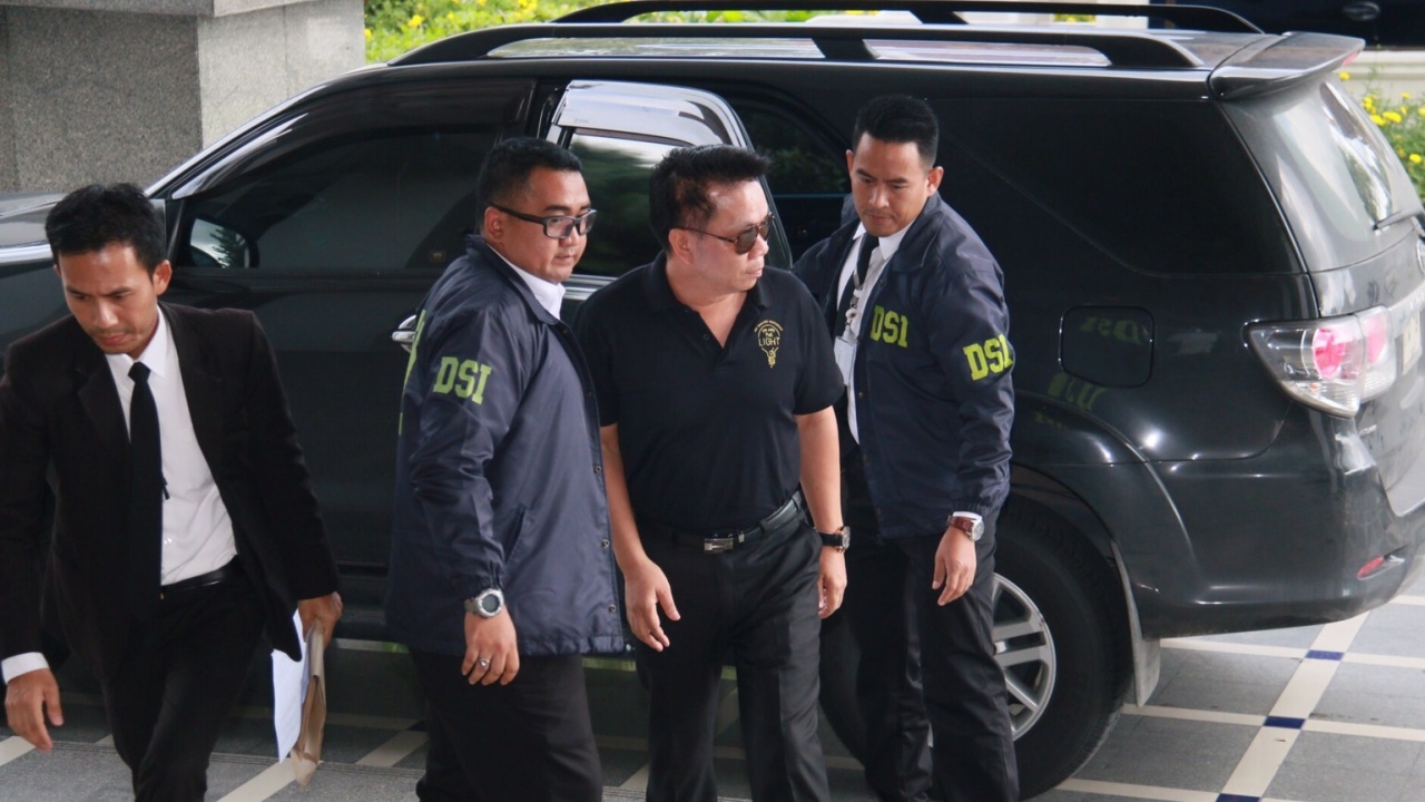 ซิว บก.นสพ.ตำรวจพลเมือง โกงแชร์ฌาปนกิจ โยงเอี่ยวมูลนิธิดัง-แก๊งเจ้ามอญ