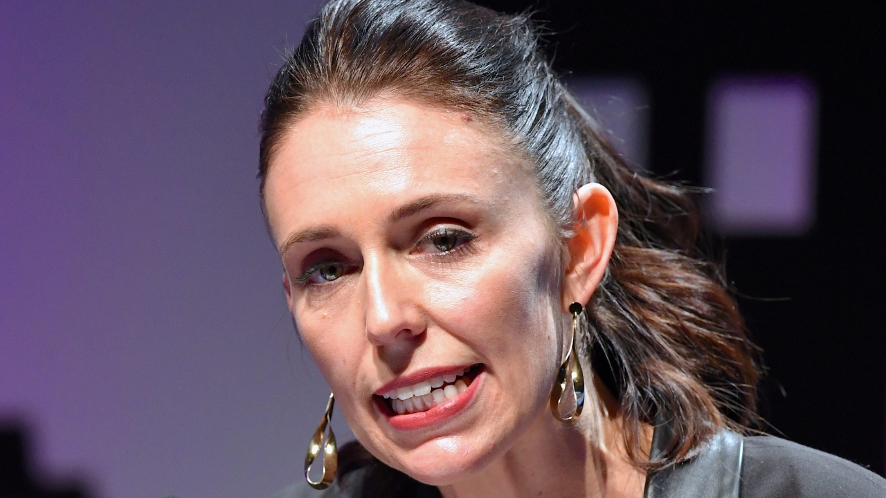 รู้จัก จาซินดา อาร์เดิร์น เก่งจริง อายุแค่ 37 นายกฯ ใหม่นิวซีแลนด์