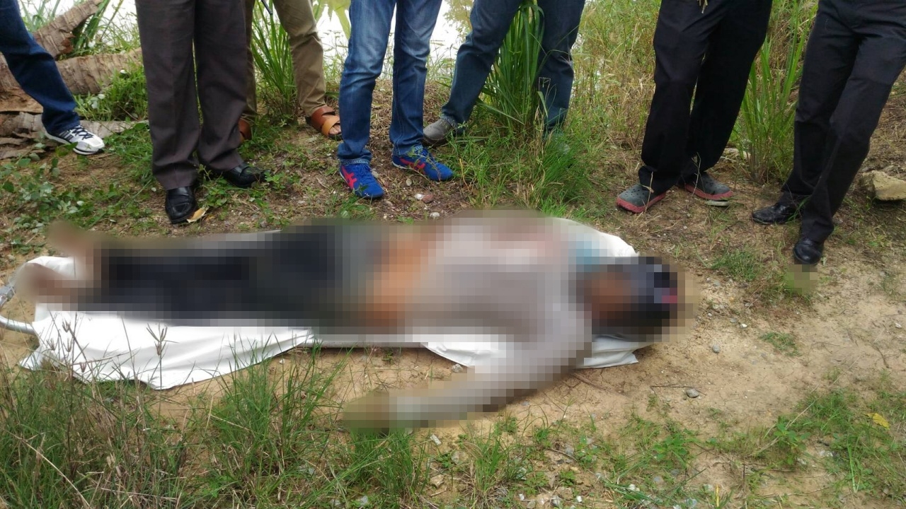 ล่ามือปืนร่างยักษ์ ยิงปลิดชีพแขกขายผ้า ตายริมถนนที่สามชุก