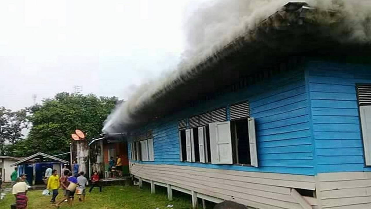 ช่วยน้องก่อนเปิดเทอม โรงเรียนไฟไหม้วอด อนุบาล-ป.6 เหลืออาคารหลังเดียว