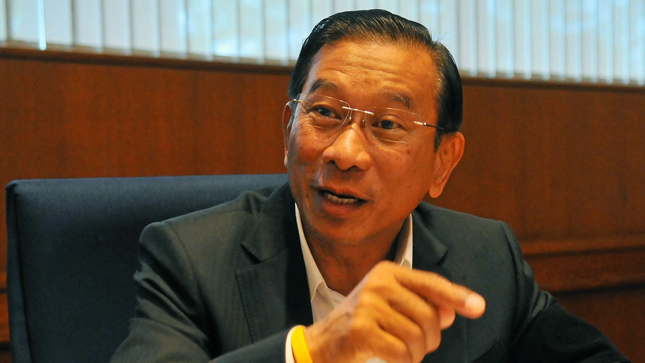 “ฉัตรชัย” ผวาดันราคาสินค้าเกษตร