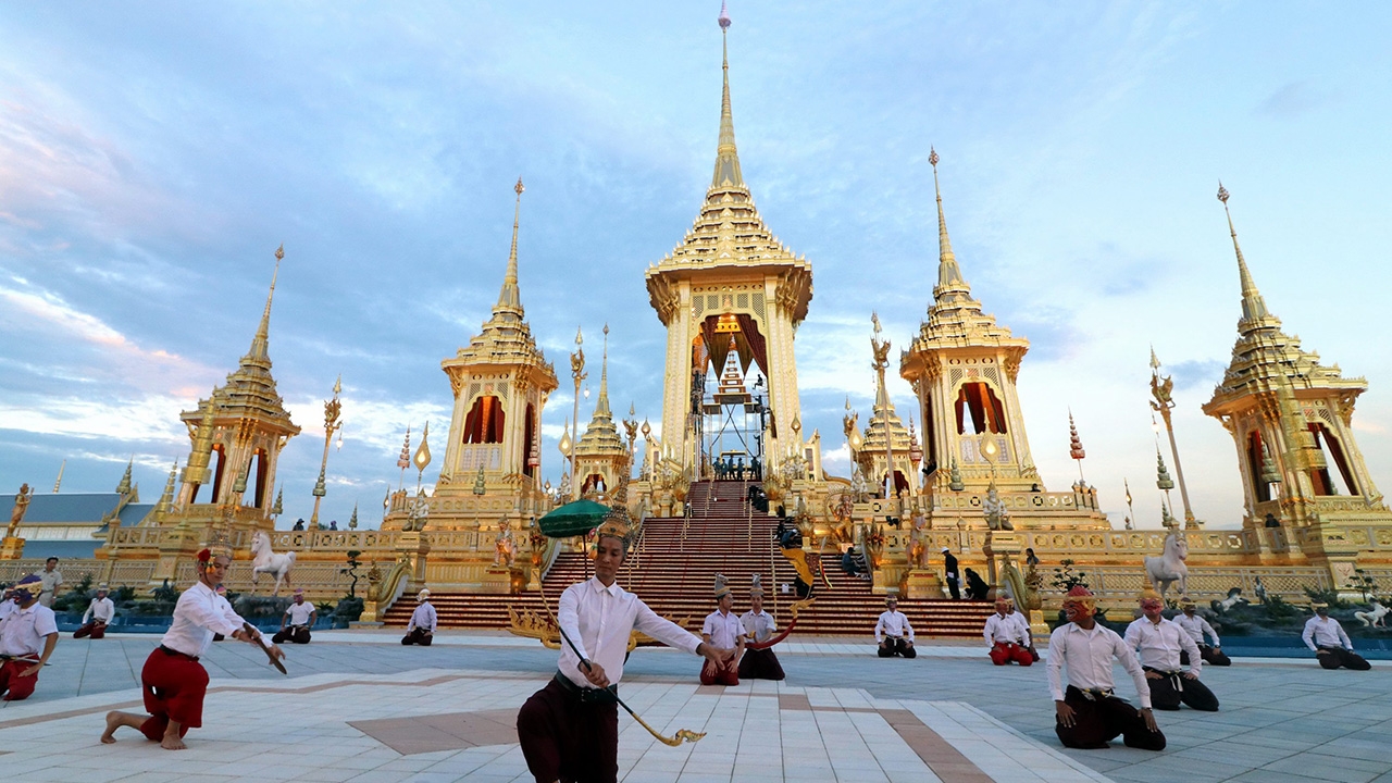 'ธนะศักดิ์' ยันพระเมรุมาศเสร็จสมบูรณ์100% ถือเป็นความภาคภูมิใจของคนไทย