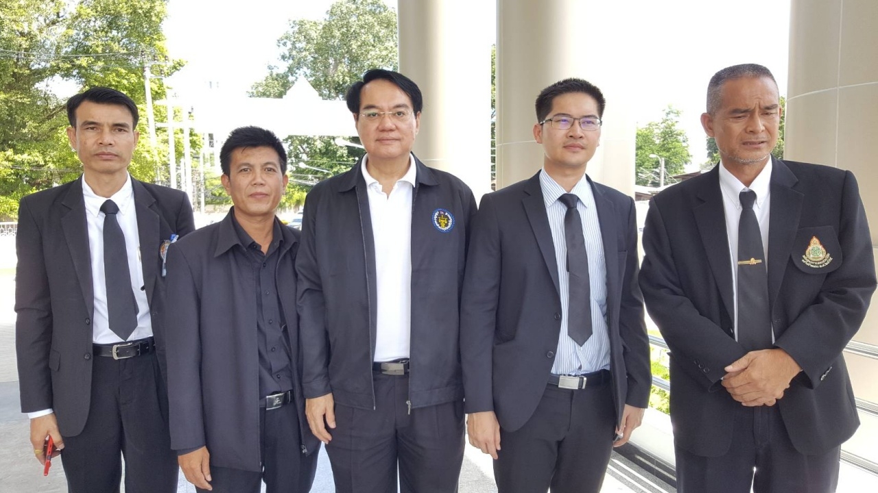 'อดีตรองผู้ว่าฯอุบลฯ' ยืนกรานปฏิเสธทุกข้อหา ขอสู้คดีย้ายครูไม่เป็นธรรม