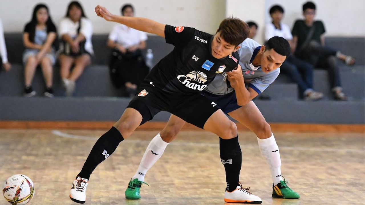 'ช้างศึกโต๊ะเล็ก' อุ่นแข้งเฉือน 'สมุทรสาคร' 4-3