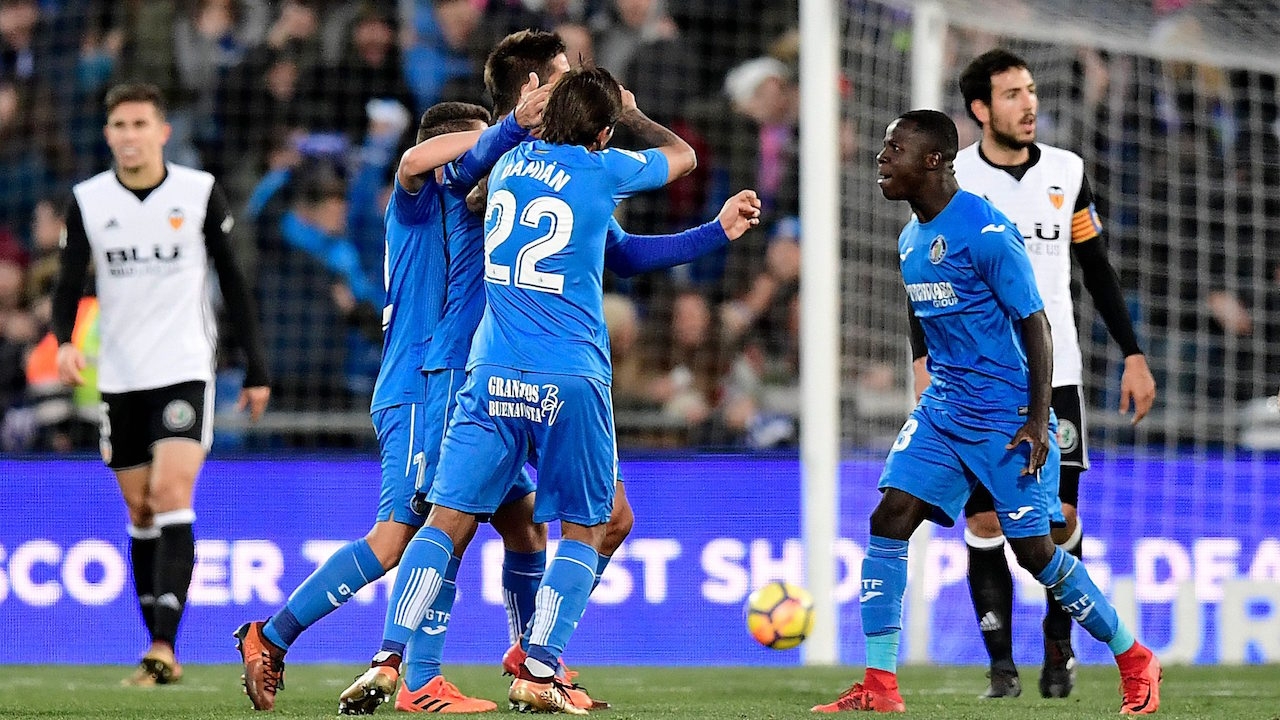 ค้างคาวงามหน้า! ตัวมากกว่า 75 นาทีแต่โดนเกตาเฟน็อกเปิดซิง 1-0