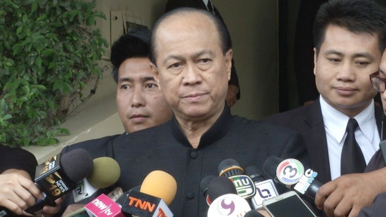 'บิ๊กป๊อก' ปัดตั้งพรรคทหาร ถามกลับคืออะไร จ่อ ชงลด สมาชิก อบต. 