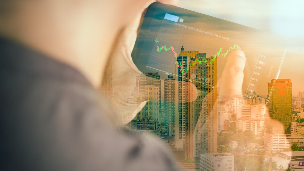 ส่งออก-ท่องเที่ยวในประเทศดันเศรษฐกิจปี 61โต ดันหุ้นไทยทะยาน 1,884 จุด