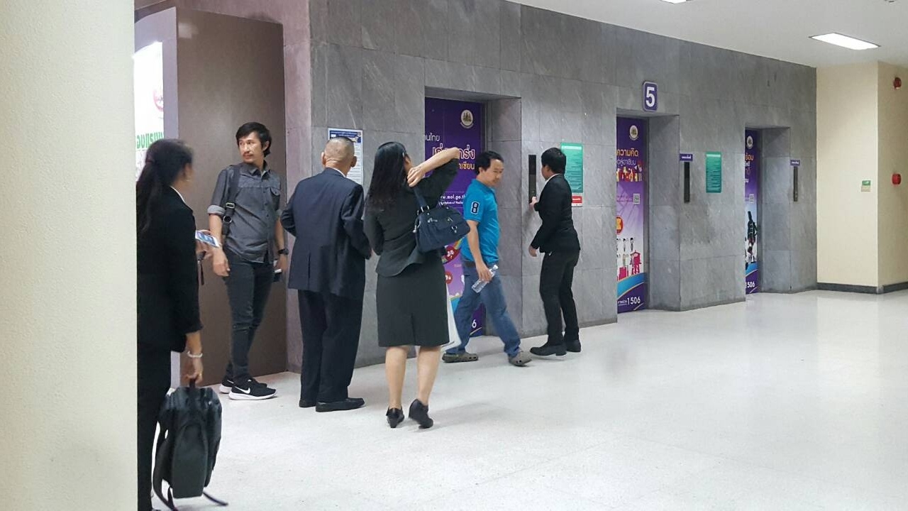 ถกปรับค่าจ้าง 6ชม. ยังไม่ยุติ บอร์ดฝ่ายนายจ้างขอตัวกลับ เหตุชราภาพ