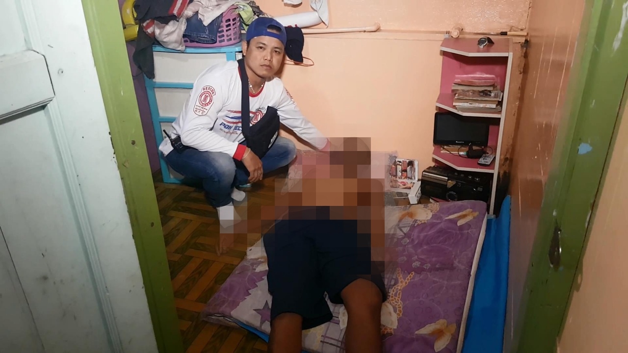 หนุ่มติดเหล้า ป่วยวัณโรค แถมซึมเศร้า เครียดจัด ผูกคอตายดับคาบ้าน