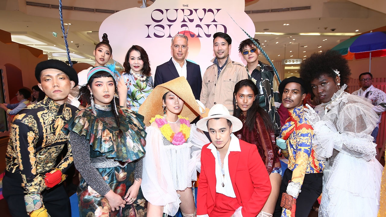 สร้างสีสันรับซัมเมอร์ เนรมิต PARAGON SUMMERLAND เปิดประสบการณ์ใหม่ เกาะใจกลางห้างฯ