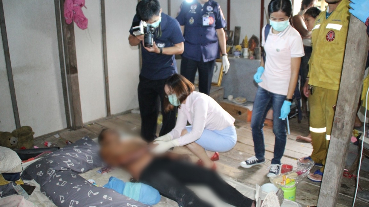 หนุ่มลูก 3 น้อยใจเมีย ไม่กลับมาอยู่บ้านด้วย ผูกคอลาโลกคาห้องนอน