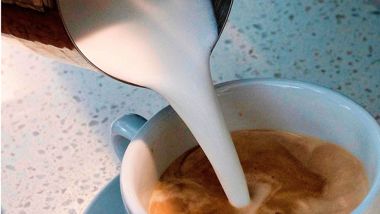 วิจัยดื่มกาแฟอาจเสี่ยงต่อการเป็นโรคมะเร็ง