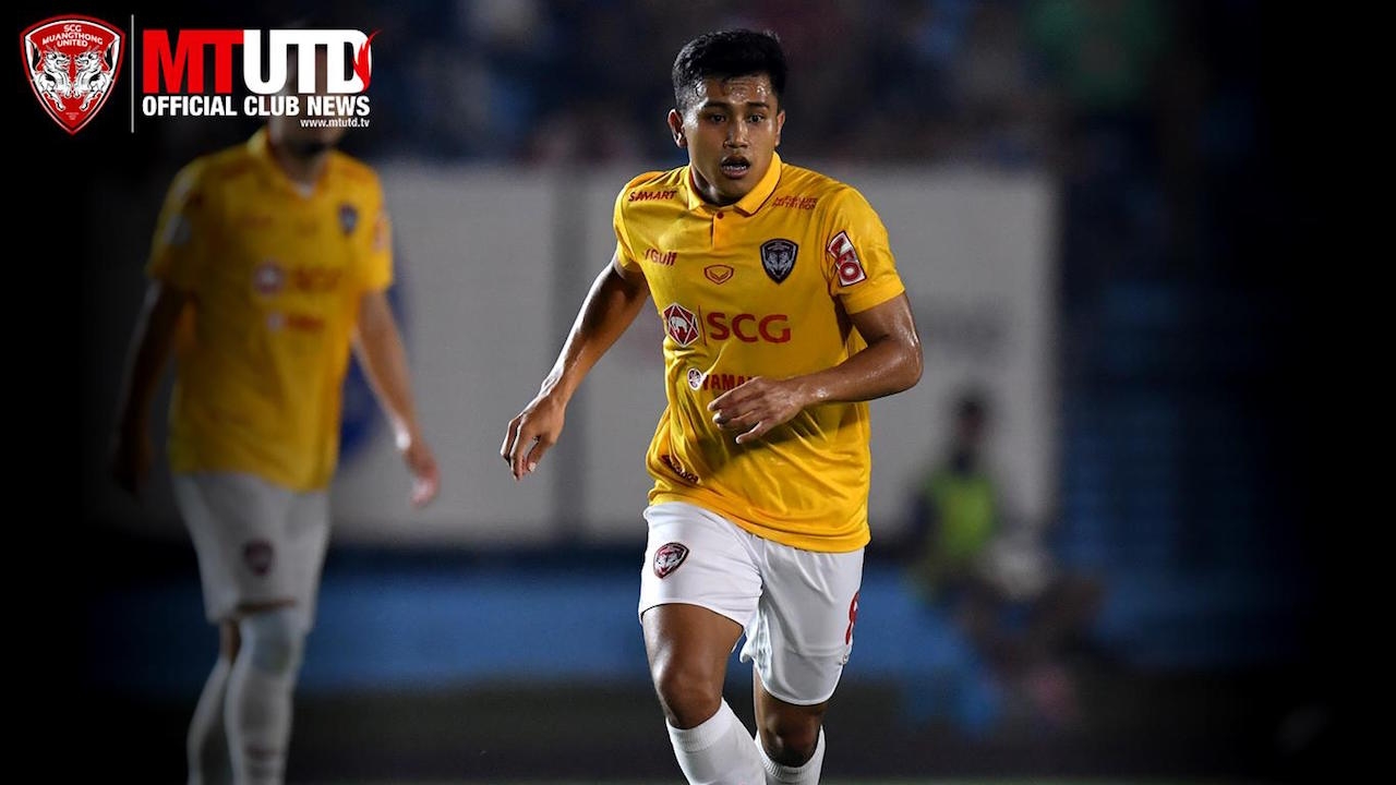 'เมืองทอง' ปล่อย 'ทศวรรษ' ซบ 'แบงค็อก ยูไนเต็ด'