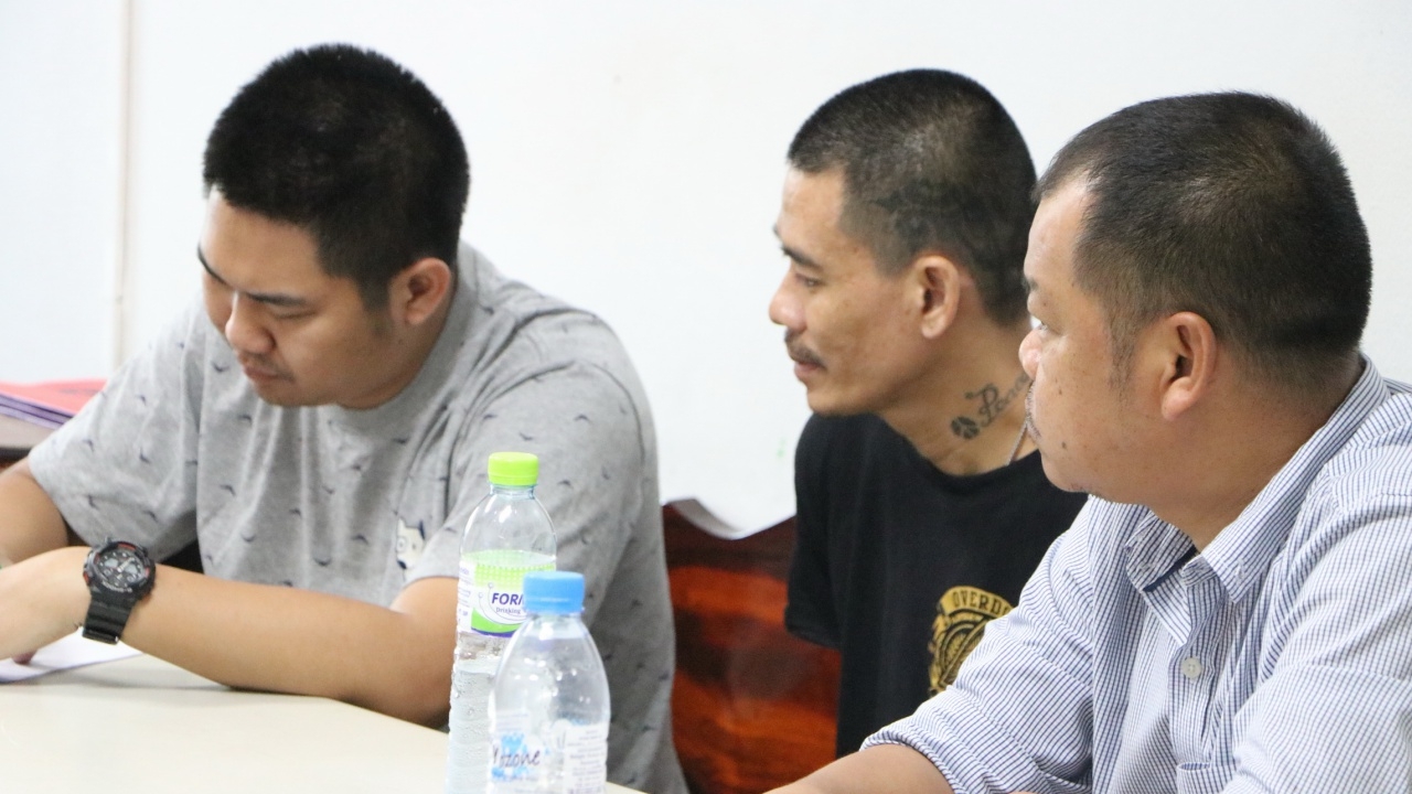 จับแล้ว 1 ใน 2 นักโทษแหกคุกสุโขทัย ซิ่งเก๋งหนีตร. จนมุมพร้อมแฟน