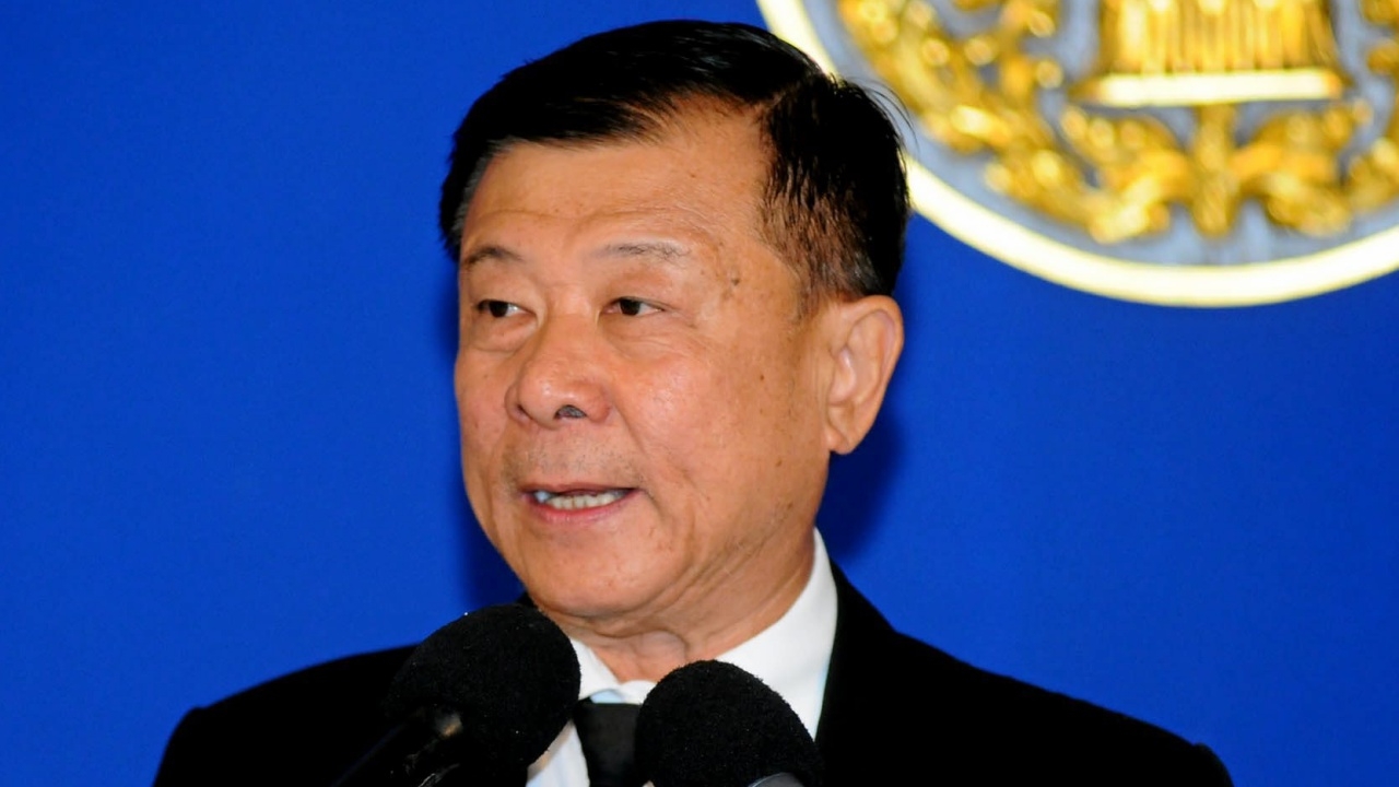 'วิลาศ' แฉพิรุธ ครม.ไฟเขียวงบสร้างสภาใหม่ ไม่ตั้งงบราคากลาง