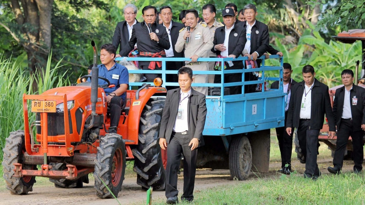 เพื่อไทย จวกนายกฯ ครม.สัญจรถี่จงใจ ใช้งบประมาณแผ่นดินหาเสียงล่วงหน้า