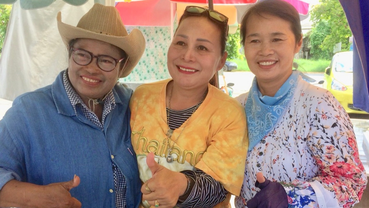 สามเจ๊ตลาดเรดซิตี้ พยานคดีหวย 30 ล้าน ปัดตอบคลิปแบ่งเงินเสียงใคร