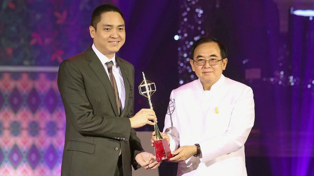 ไทยรัฐยิงสด