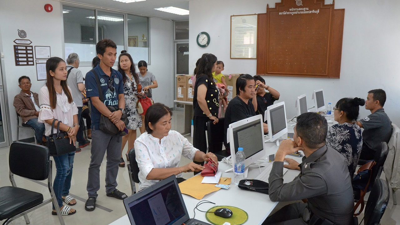 คนรับยาหมอแสงต้องมี ใบตอบรับสถาบันมะเร็ง