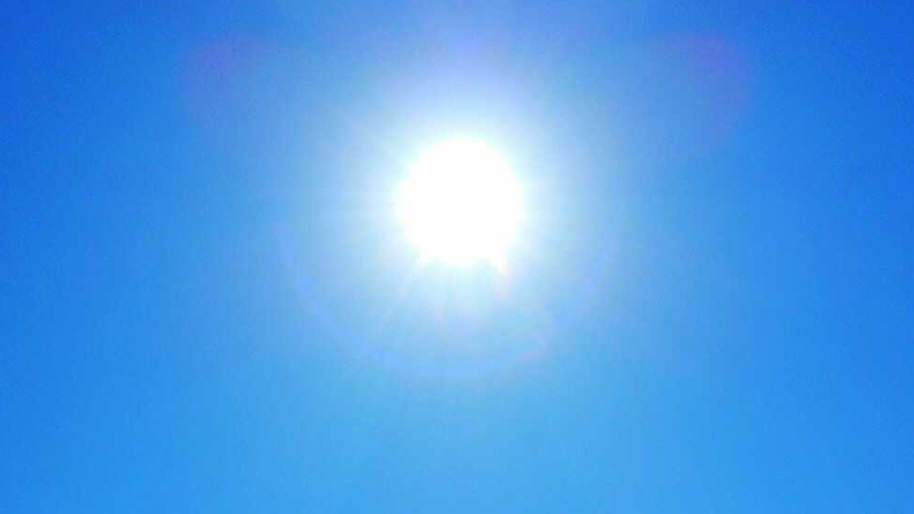 คำที่มี sun ผสม