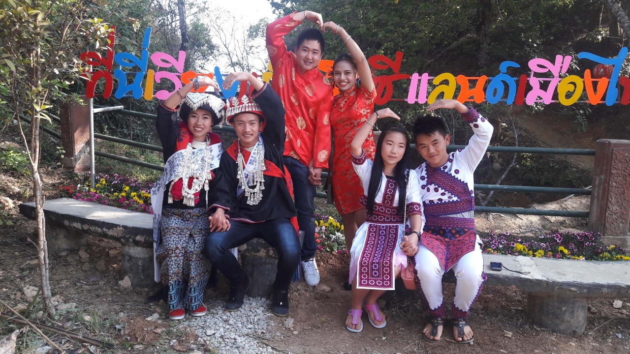 แห่งเดียวในไทย 'แก่งผาได' จดทะเบียนสมรส 'วาเลนไทน์' กลางลำน้ำโขง