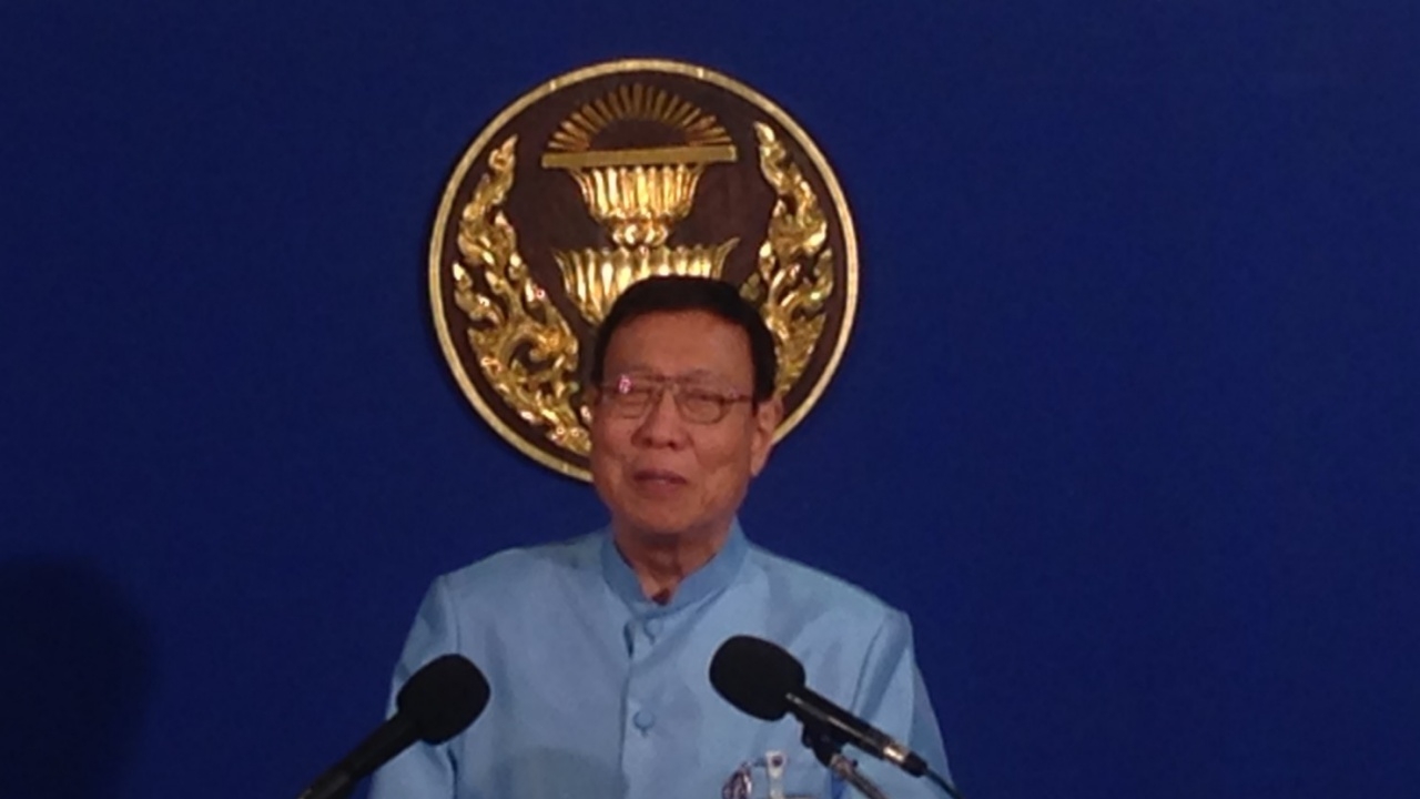 'พรเพชร' เชื่อ กมธ.3 ฝ่ายตกลงกันได้ แบะท่าเลือกตั้งช้าสุด มี.ค. 62