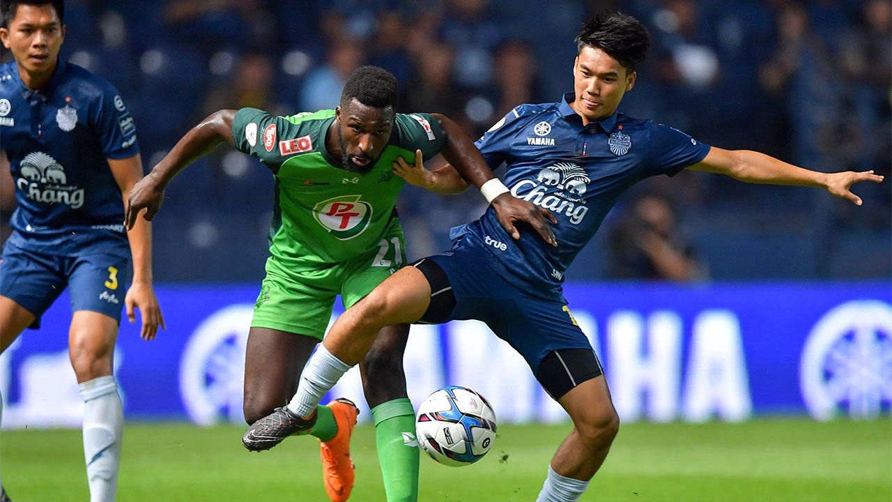 ชนะรวด 15 นัดติด! ‘บุรีรัมย์’ เปิดรังถล่ม ‘ประจวบ’ 3-0