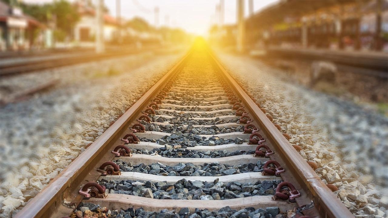 เคาะไฮสปีดกรุงเทพฯ-ระยอง วงเงิน 2 แสนล้านบังคับพ่วงแอร์พอร์ตลิงก์