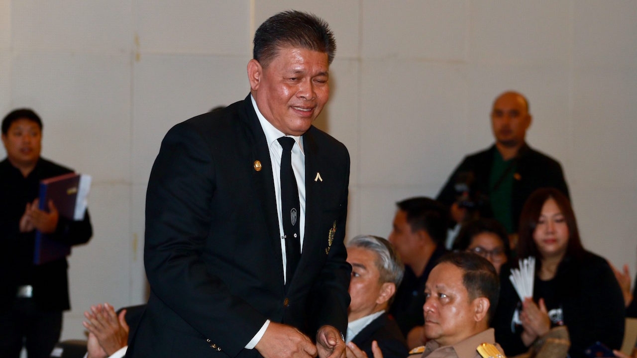 ‘วีระศักดิ์’ ชง 'สกล' นั่งผู้ว่ากกท.ต่อ ประสานจัดแข่งโมโตจีพี