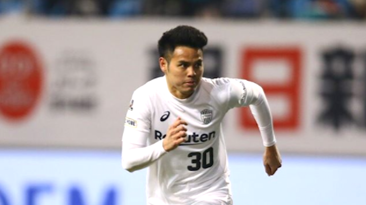 'อุ้ม' โพสต์เจอดาราดังจากละครเรื่อง 'ล่า' ที่โกเบ ยิงมุกผวาเสียงเรียก