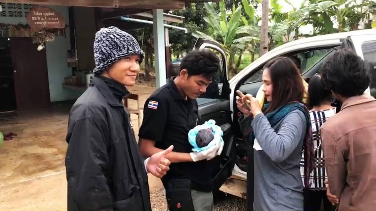 วิเชียรนำโชค! คนรักเลขส่องทะเบียน-เลขที่บ้าน หลังสาวคลอดลูกบนรถที่ทุ่งใหญ่