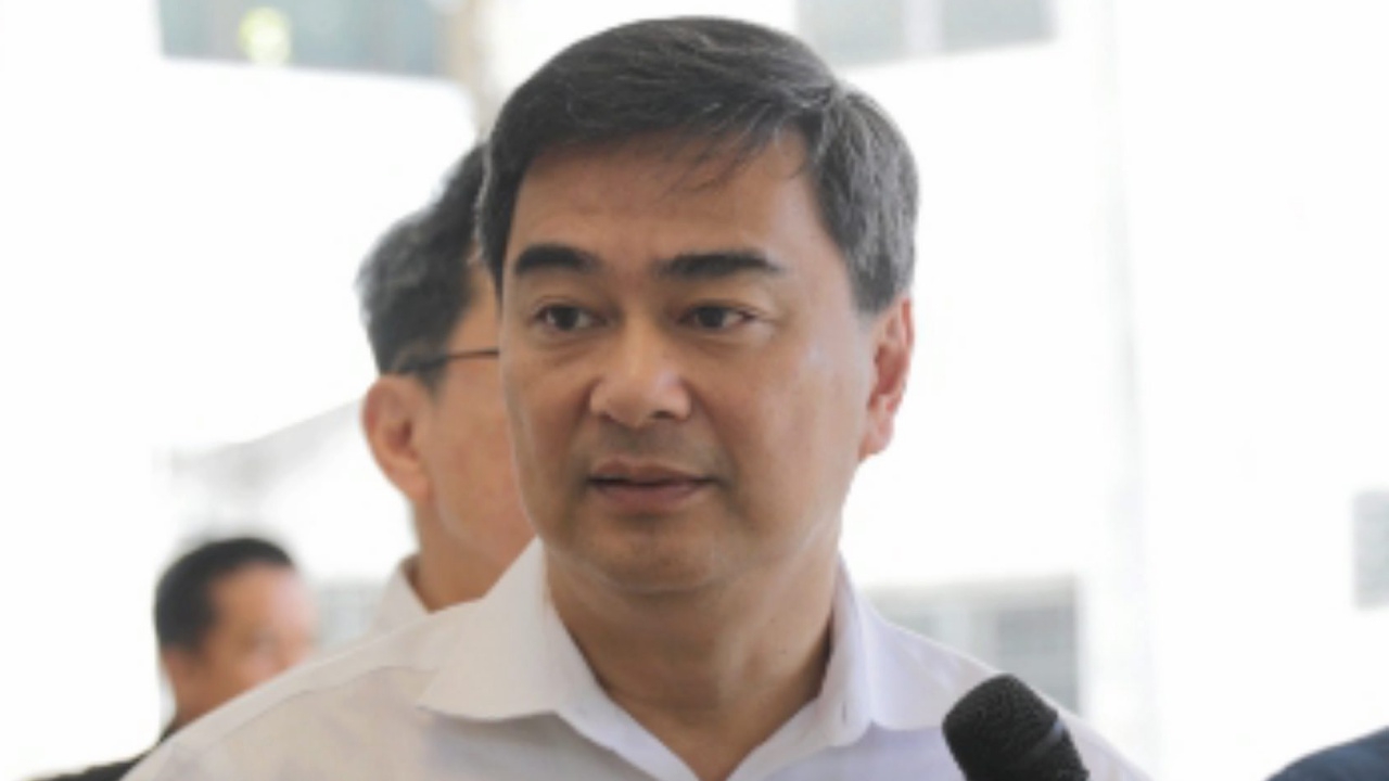 'มาร์ค' ย้ำชัดประชาธิปัตย์ พรรคมีอุดมการณ์ คิดต่างกปปส.