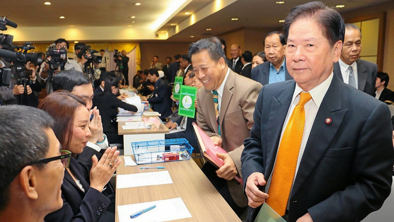 เข้าวันที่ 6! มี 52 กลุ่ม ยื่นจัดตั้งพรรค ยังไร้เงา กปปส. 
