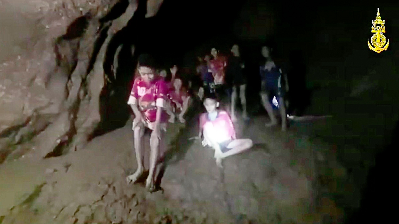 รวมทุกภารกิจและเหตุมหัศจรรย์ 'หมูป่าติดถ้ำหลวง' รอดแล้ว!