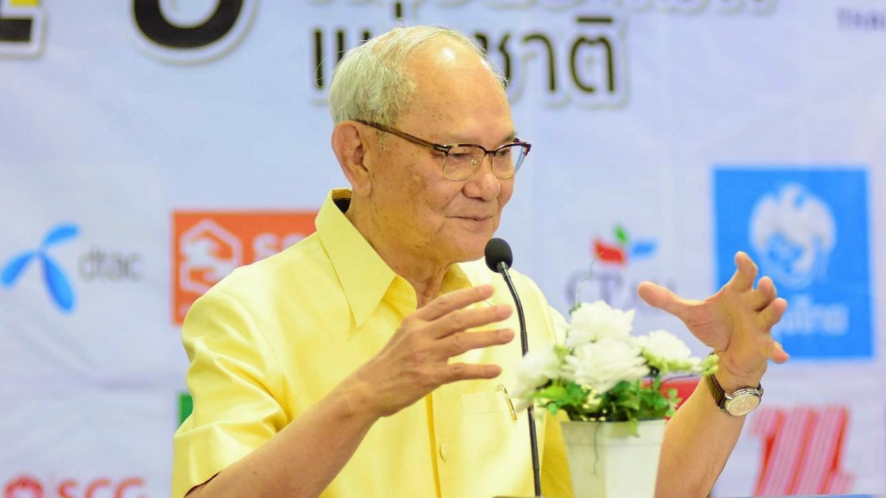 'มีชัย' หนุนตั้งองค์กรกำกับสื่อ ตรวจสอบการนำเสนอ พบผิดให้ฟ้องประชาชน