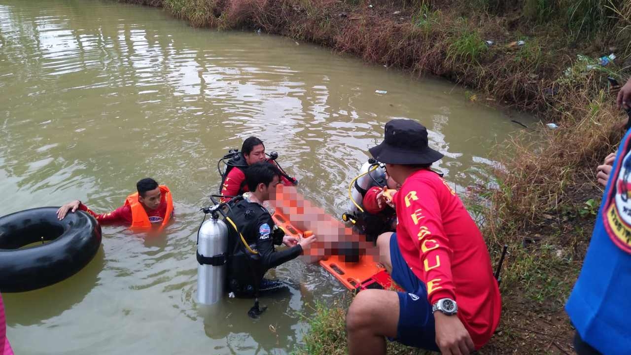 หวิดตายหมู่ ด.ช.6 ขวบว่ายน้ำไม่เป็น ฉุดจมสระไป 4 สุดท้ายดับ 1 