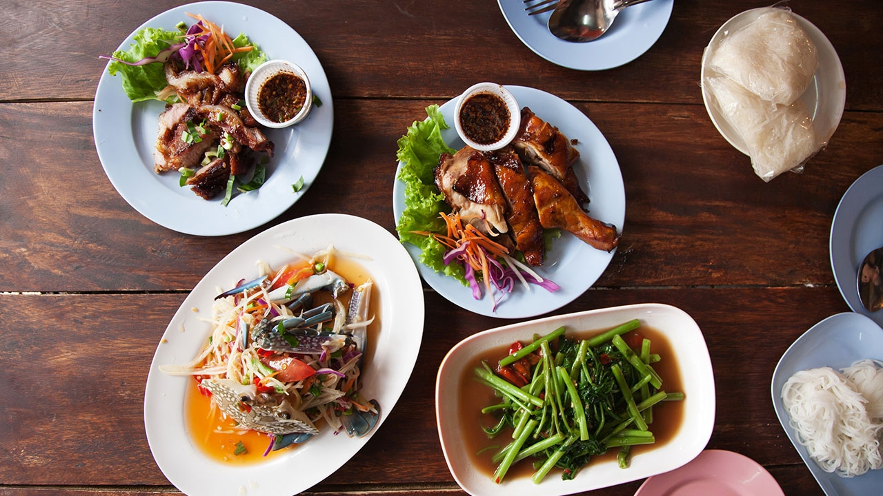 รวม 5 ร้านเด็ด ร้านดัง ร้านอาหารใกล้ ม.กรุงเทพ 