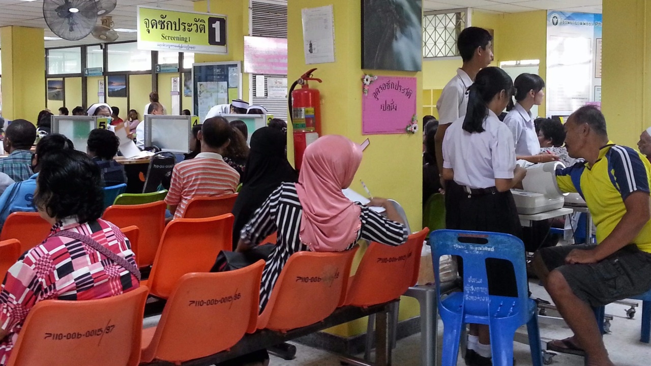 กรมการแพทย์ ดีเดย์ 1 ต.ค.เลิกใช้ถุงพลาสติกใน รพ. 30 แห่ง