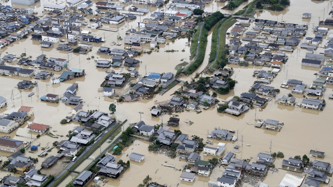 ญี่ปุ่นเตือนภัยสูงสุด! น้ำท่วม 8 จังหวัด ตายพุ่ง 85 ศพ อพยพ 2 ล้านคน