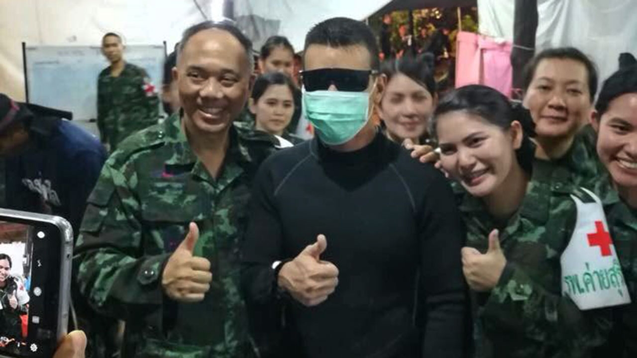 หมอคนดัง