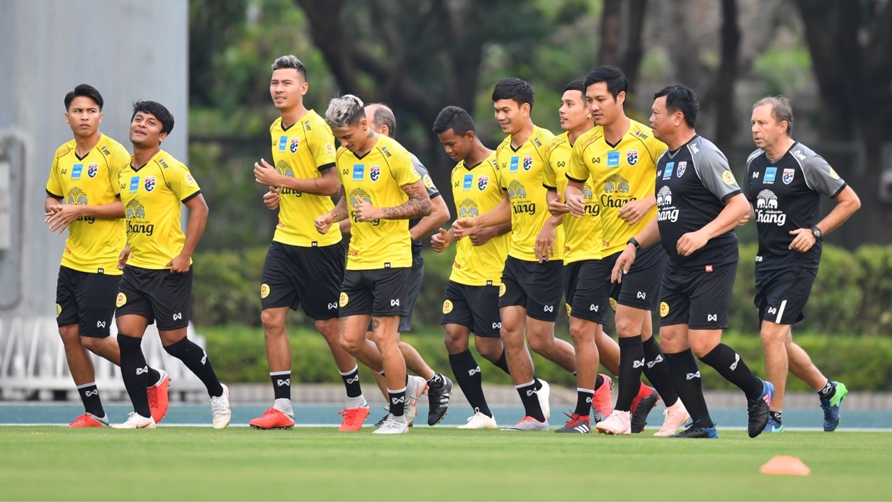 ‘ราเยวัช’ นำช้างศึกซ้อมมื้อแรกก่อนดวล ‘ฮ่องกง’ เกมอุ่นเครื่อง